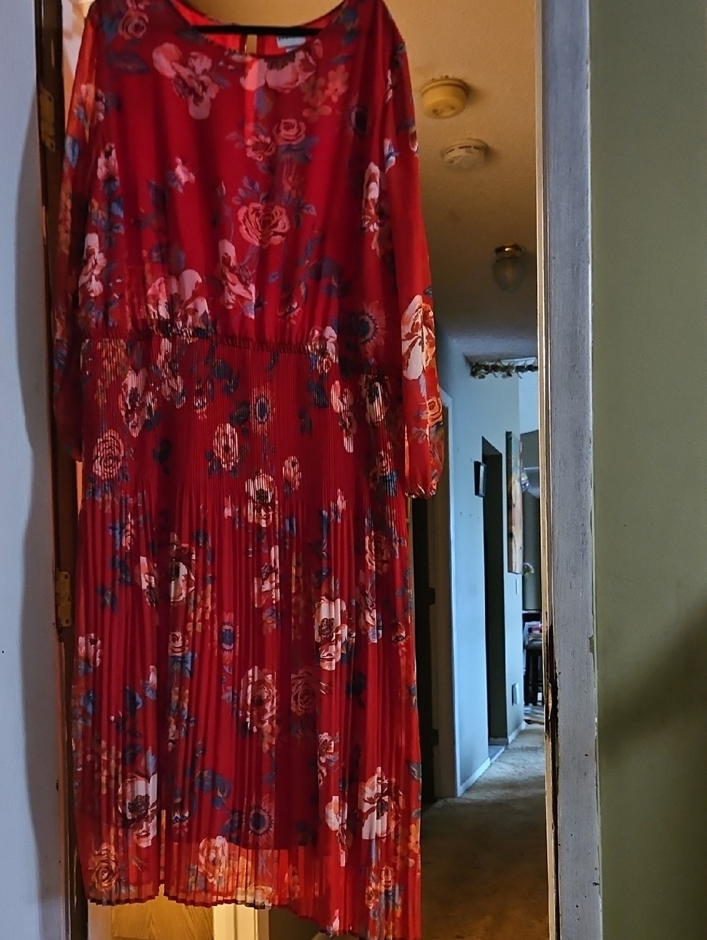 Ava & Viv Red Floral Midi Dress